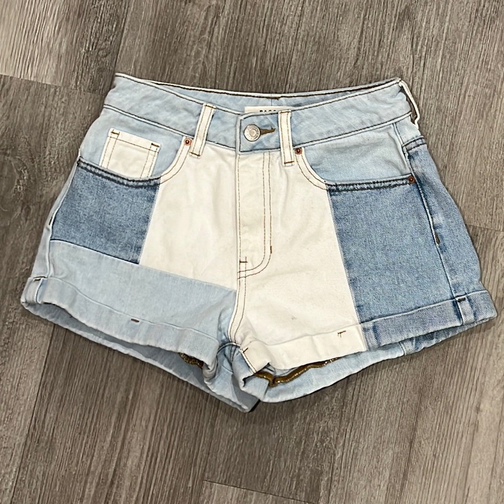 PacSun Mom Short, size 24